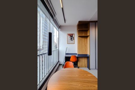 Varanda de kitnet/studio para alugar com 1 quarto, 24m² em Perdizes, São Paulo