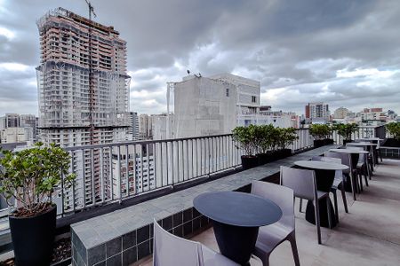 Studio para alugar com 24m², 1 quarto e 1 vaga Studio para alugar com 24m², 1 quarto e 1 vagaÁrea comum