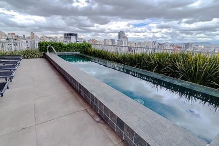 Studio para alugar com 24m², 1 quarto e 1 vaga Studio para alugar com 24m², 1 quarto e 1 vagaÁrea comum - Piscina