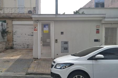 Casa para alugar com 55m², 1 quarto e sem vaga Casa para alugar com 55m², 1 quarto e sem vagaFachada