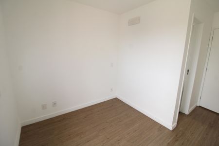 Apartamento à venda com 76m², 3 quartos e 2 vagasQuarto 2