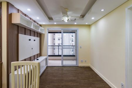 Apartamento para alugar com 68m², 3 quartos e 1 vagaSala