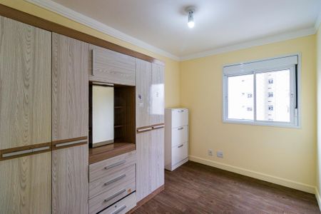 Apartamento para alugar com 68m², 3 quartos e 1 vagaQuarto