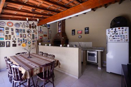 Casa à venda com 280m², 3 quartos e 3 vagasÁrea Gourmet