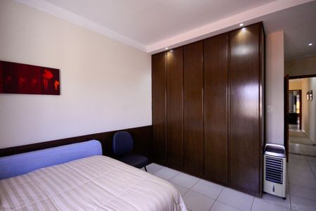 Casa à venda com 280m², 3 quartos e 3 vagasQuarto 2