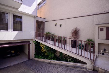 Casa à venda com 280m², 3 quartos e 3 vagasGaragem