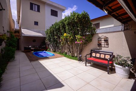 Casa à venda com 280m², 3 quartos e 3 vagasÁrea comum - Piscina