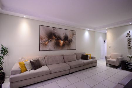 Sala de casa à venda com 3 quartos, 280m² em Vila Moinho Velho, São Paulo