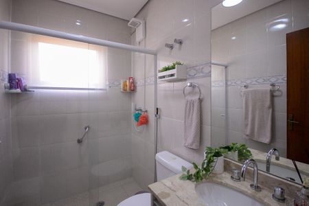 Casa à venda com 280m², 3 quartos e 3 vagasBanheiro 2