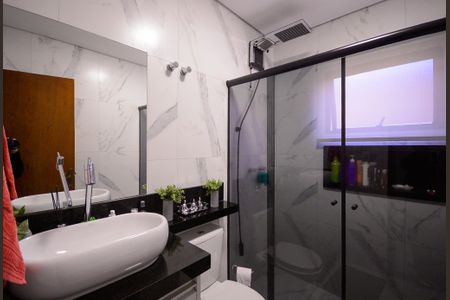 Casa à venda com 280m², 3 quartos e 3 vagasBanheiro da Suíte