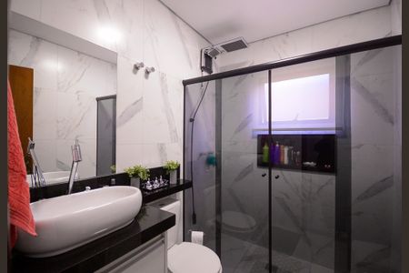 Casa à venda com 280m², 3 quartos e 3 vagasBanheiro da Suíte