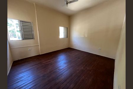 Casa para alugar com 100m², 3 quartos e 1 vagaQuarto