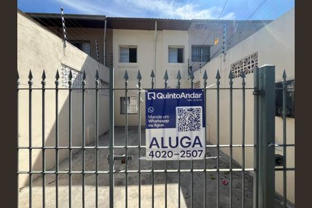 Casa para alugar com 100m², 3 quartos e 1 vagaFachada - placa instalada 