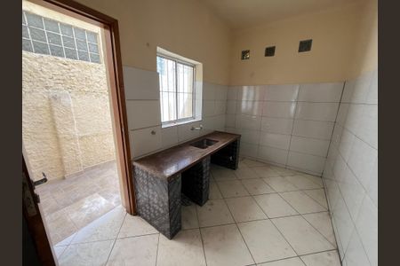 Casa para alugar com 100m², 3 quartos e 1 vagaCozinha