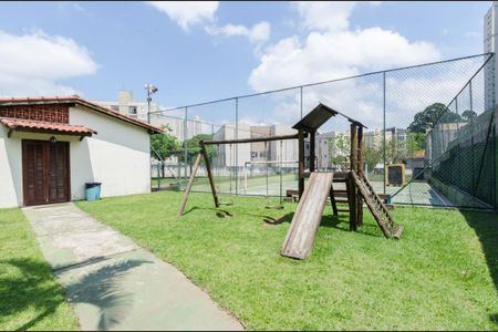 Apartamento para alugar com 75m², 3 quartos e 1 vaga Apartamento para alugar com 75m², 3 quartos e 1 vagaÁrea comum - Playground