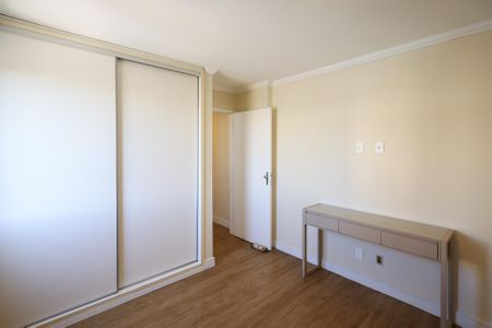 Apartamento à venda com 90m², 2 quartos e 2 vagasQuarto 2