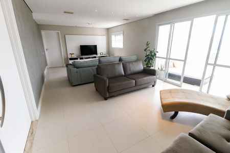 Apartamento à venda com 200m², 3 quartos e 3 vagasSala 2
