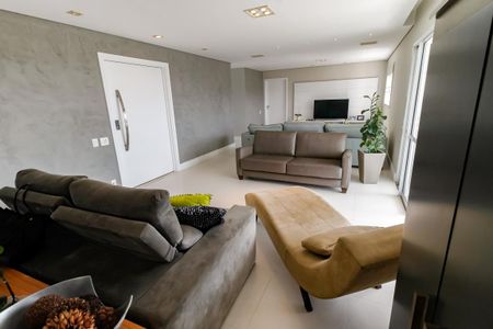 Apartamento à venda com 200m², 3 quartos e 3 vagasSala 2