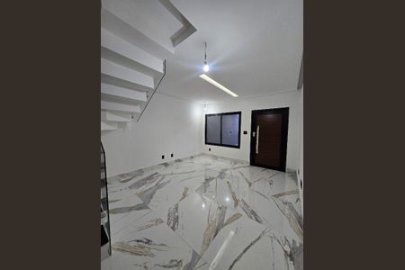 Casa à venda com 4 quartos, 192m² em Vila Monumento, São Paulo