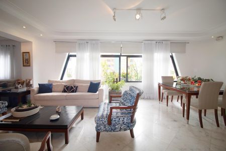 Apartamento à venda com 244m², 3 quartos e 3 vagasSala