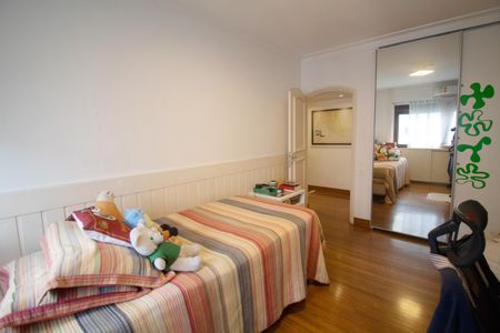 Apartamento à venda com 244m², 3 quartos e 3 vagasQuarto 3