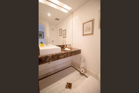 Lavabo de apartamento à venda com 3 quartos, 244m² em Jardim Paulista, São Paulo