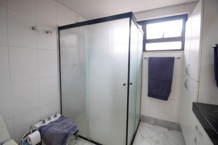Apartamento à venda com 244m², 3 quartos e 3 vagasBanheiro do Quarto 1