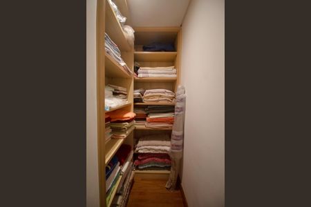 Apartamento à venda com 244m², 3 quartos e 3 vagasBanheiro do Quarto 3