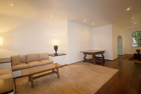 Apartamento à venda com 244m², 3 quartos e 3 vagasÁrea comum