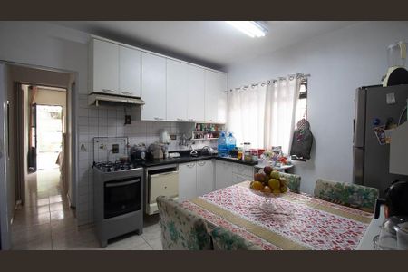 Casa à venda com 150m², 4 quartos e 2 vagasCozinha casa 2