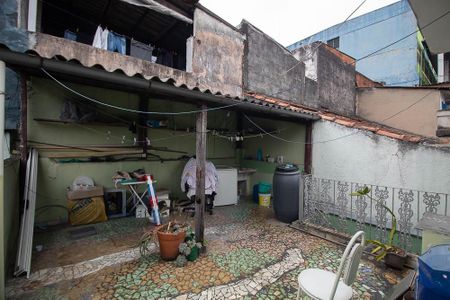 Casa à venda com 150m², 4 quartos e 2 vagasÁrea de Serviço casa 2