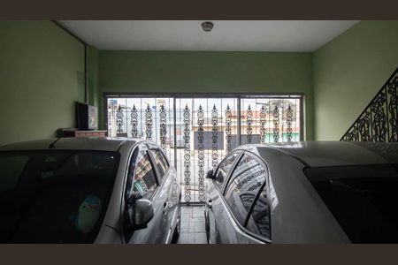 Casa à venda com 150m², 4 quartos e 2 vagasGaragem