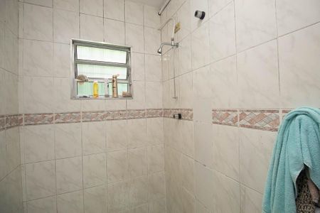 Banheiro da Casa 1 de casa à venda com 4 quartos, 150m² em Vila Medeiros, São Paulo