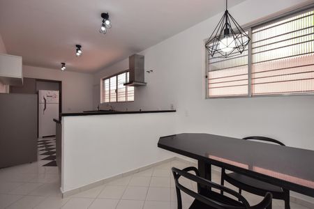 Casa à venda com 600m², 4 quartos e 4 vagasCozinha