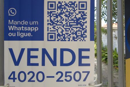 Casa à venda com 455m², 3 quartos e 8 vagasPlaquinha