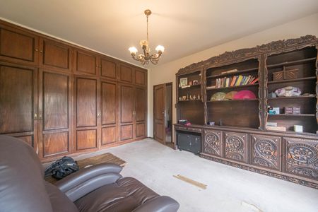 Casa à venda com 455m², 3 quartos e 8 vagasQuarto 1