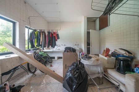 Casa à venda com 455m², 3 quartos e 8 vagasÁrea de Serviço