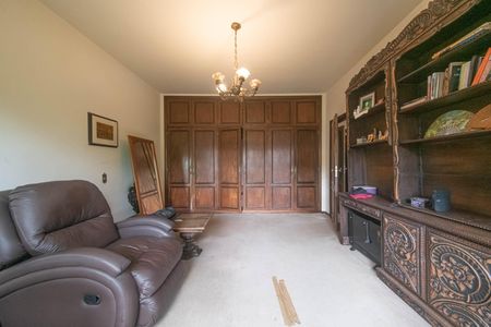 Casa à venda com 455m², 3 quartos e 8 vagasQuarto 1