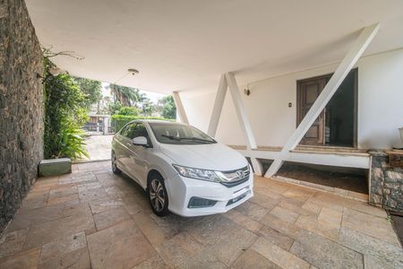 Casa à venda com 455m², 3 quartos e 8 vagasÁrea comum