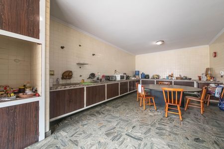 Casa à venda com 455m², 3 quartos e 8 vagasCozinha