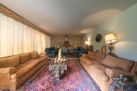 Casa à venda com 455m², 3 quartos e 8 vagasSala 1