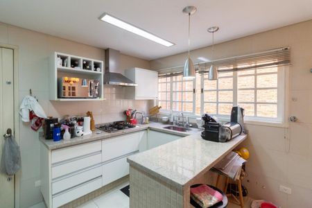 Casa para alugar com 220m², 3 quartos e 5 vagasCozinha