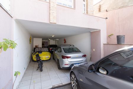 Casa para alugar com 220m², 3 quartos e 5 vagasGaragem