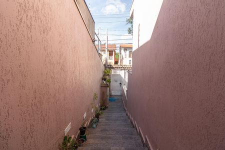 Casa para alugar com 220m², 3 quartos e 5 vagasCorredor