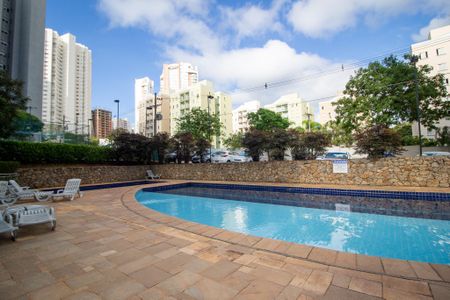 Apartamento para alugar com 69m², 3 quartos e 1 vagaÁrea comum - Piscina