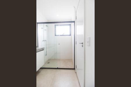 Apartamento à venda com 87m², 1 quarto e 2 vagasBanheiro da Suíte