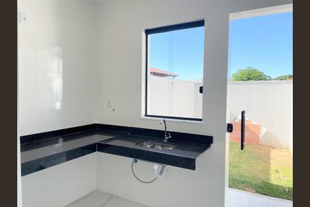 Casa à venda com 75m², 2 quartos e 1 vagaCozinha