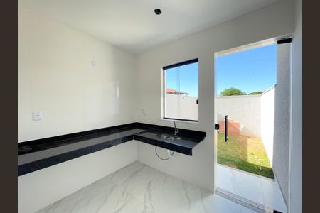 Casa à venda com 75m², 2 quartos e 1 vagaCozinha