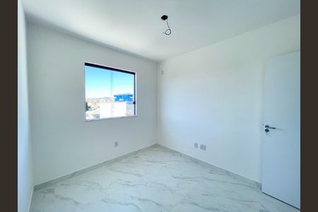 Casa à venda com 75m², 2 quartos e 1 vagaQuarto 2