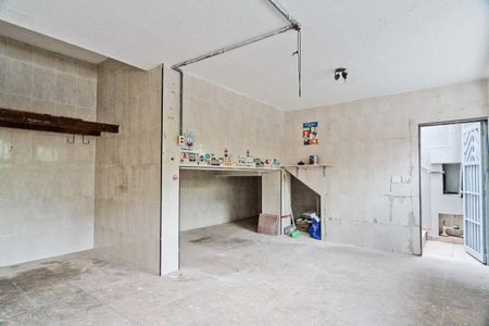 Casa à venda com 280m², 3 quartos e 2 vagasGaragem